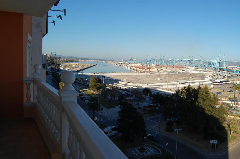 Hotel Marina Victoria Algeciras Quarto foto